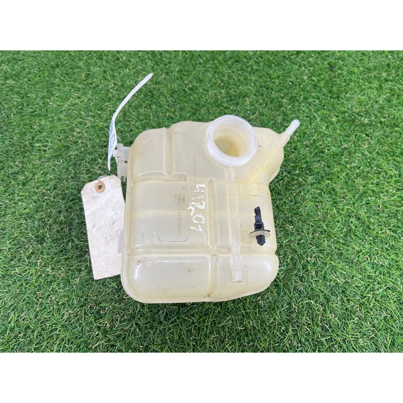 Бачок расширительный (система охлаждения) Cadillac SRX 2 2012 20902124