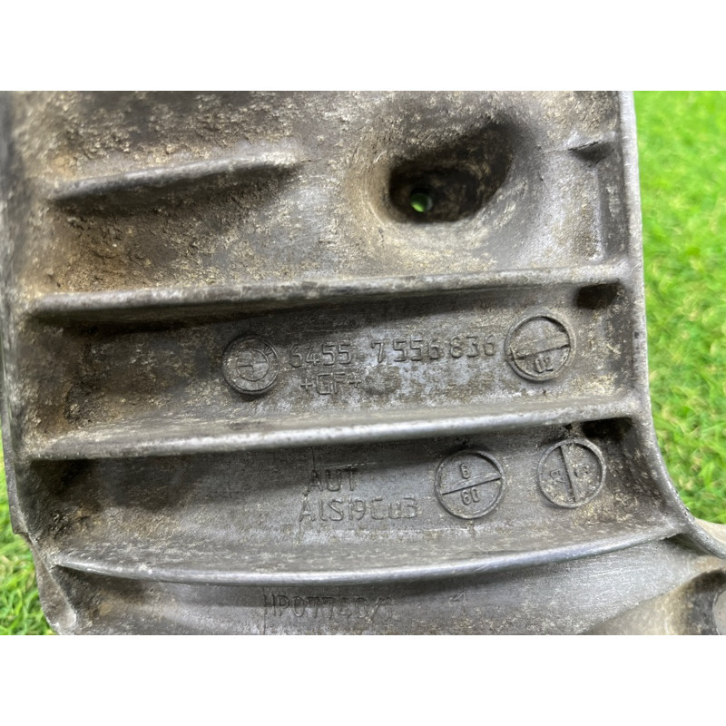 Кронштейн компресора кондиціонера (кронштейни двигуна) BMW 3-series E92 2010 3.0 N54 64557556836