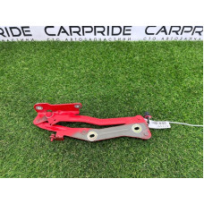 Петля багажника