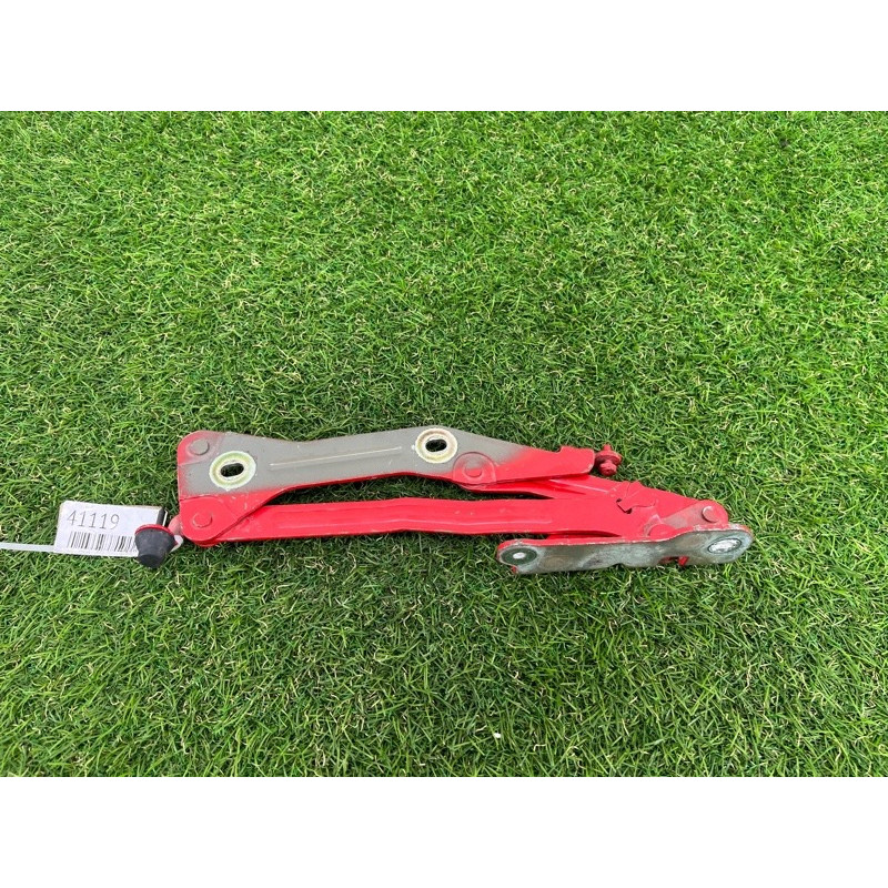 Петля багажника (кузов и элементы) Ford Mustang MK6 fr3b6342700ad