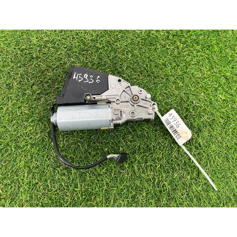 Мотор люка (электрика) Volkswagen Touareg 7L 2006 7l6959591