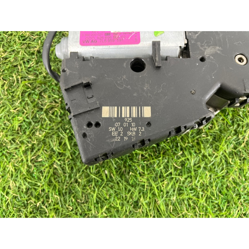 Мотор люка (электрика) Volkswagen Touareg 7L 2006 7l6959591
