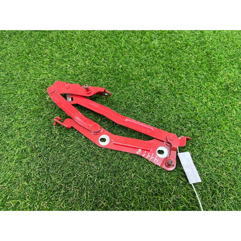 Петля багажника (кузов и элементы) Ford Mustang MK6 fr3b6342701ad