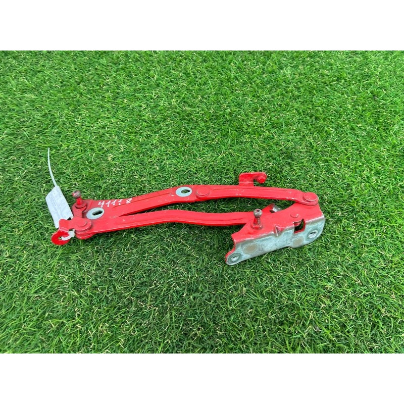 Петля багажника (кузов и элементы) Ford Mustang MK6 fr3b6342701ad