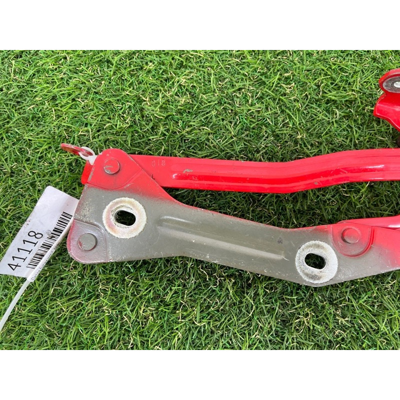 Петля багажника (кузов и элементы) Ford Mustang MK6 fr3b6342701ad