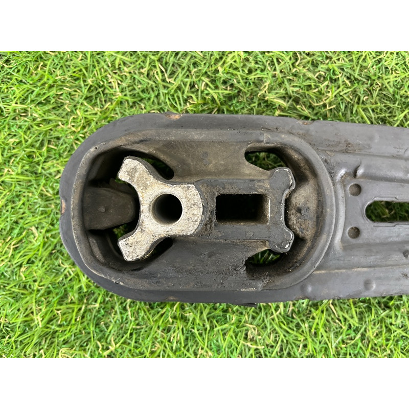 Подушка двигателя (двигатель и элементы) Nissan Juke F15 2011 1.6 113601ka0a