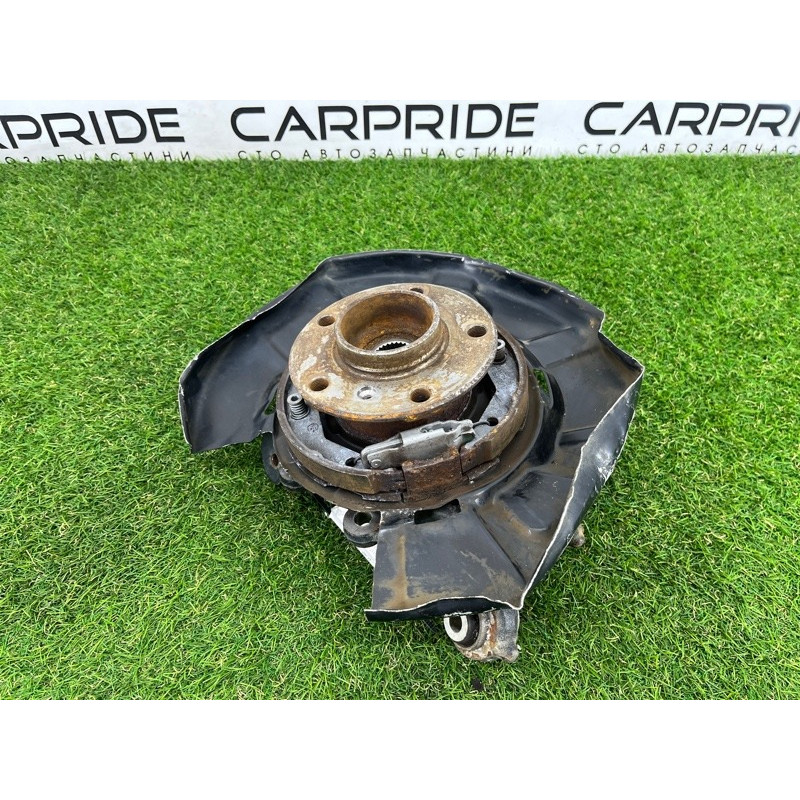 Цапфа підвіски (підвіска) Bmw 3-series F30 33326792523