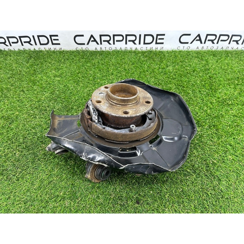 Цапфа підвіски (підвіска) Bmw 3-series F30 33326792523