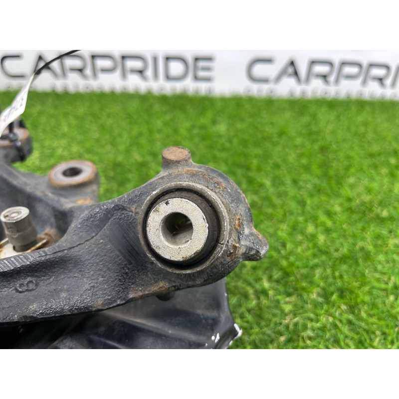 Цапфа підвіски (підвіска) Bmw 3-series F30 33326792523