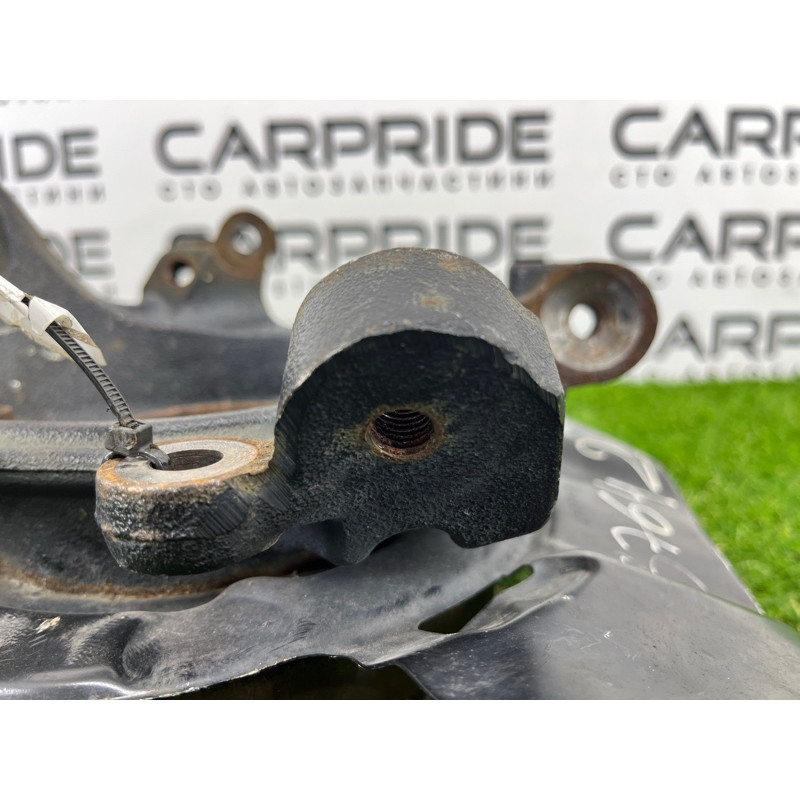 Цапфа підвіски (підвіска) Bmw 3-series F30 33326792523