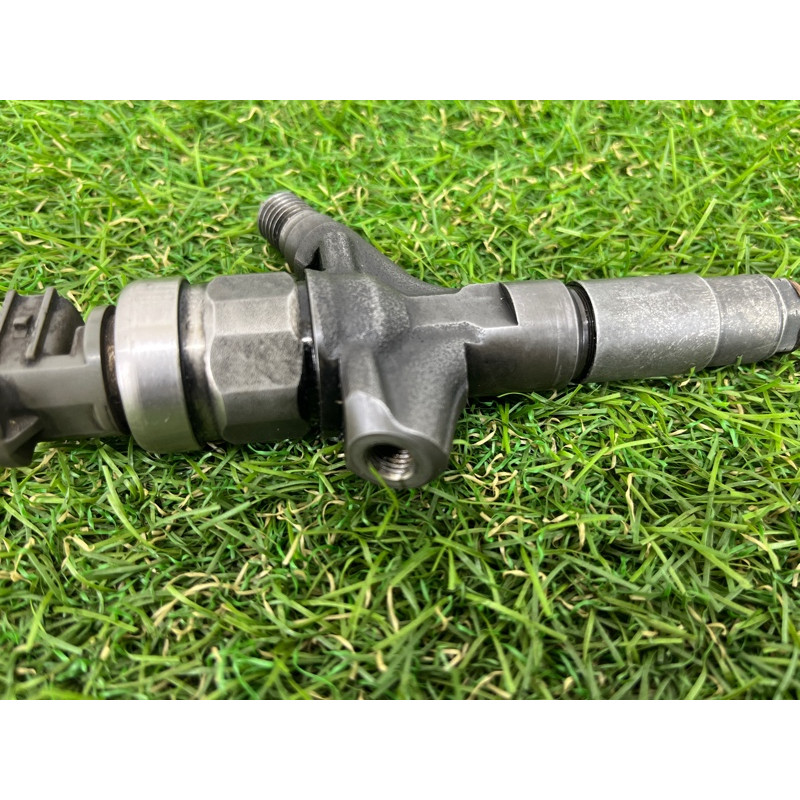 Форсунка топливная (топливная система) Subaru Forester SH 2008 2.0 16613aa030