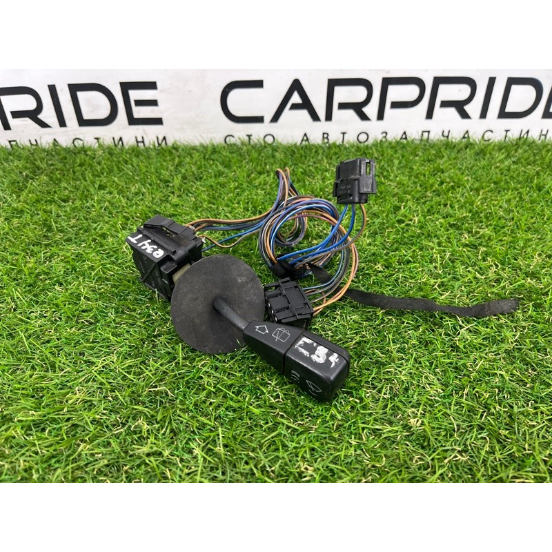 Переключатель дворников (электрика) BMW 5-series E34 61318351193