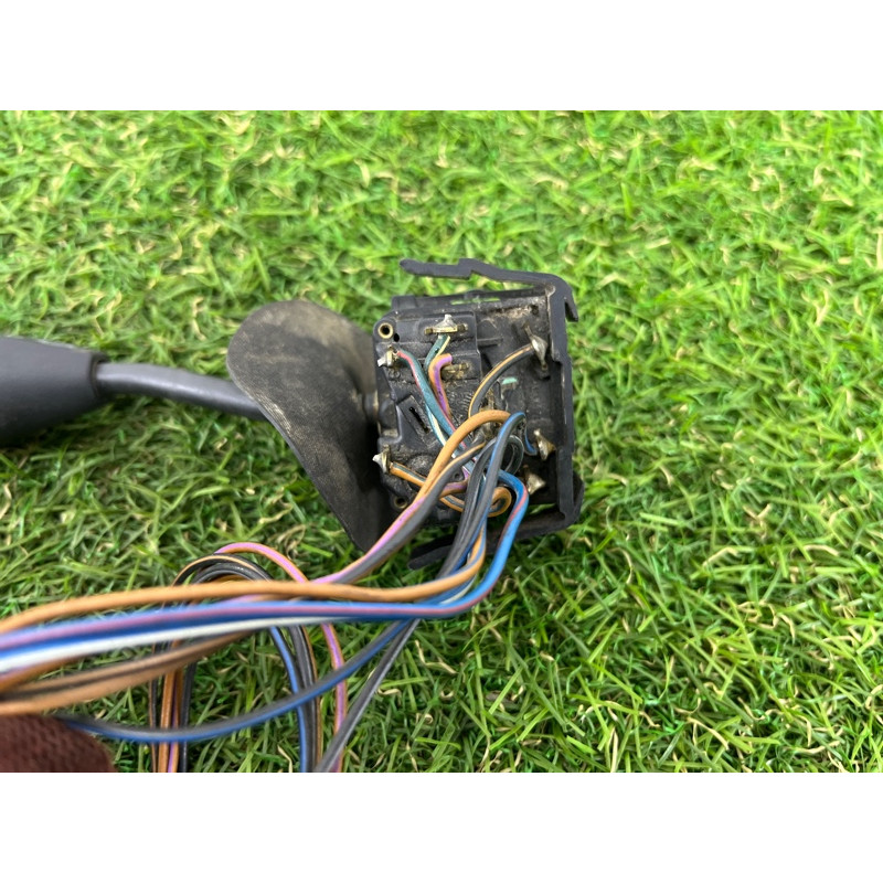 Переключатель дворников (электрика) BMW 5-series E34 61318351193