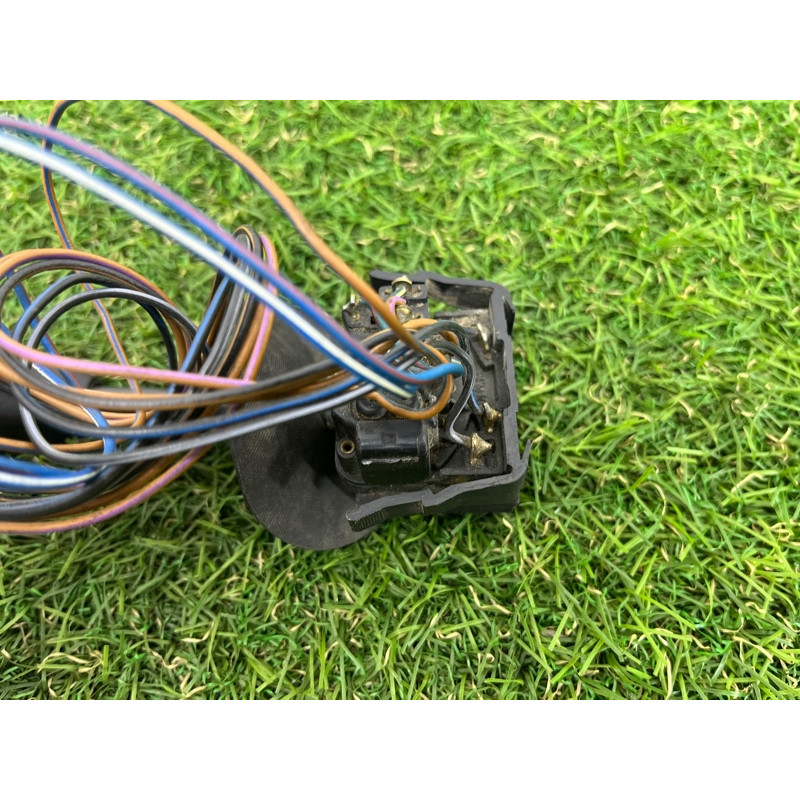 Переключатель дворников (электрика) BMW 5-series E34 61318351193