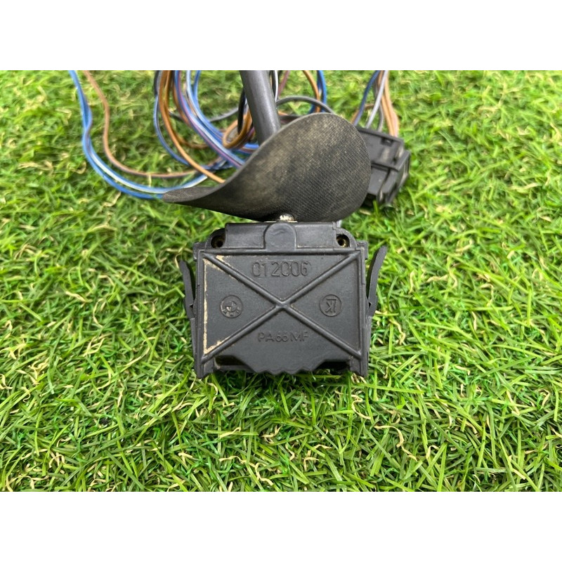 Переключатель дворников (электрика) BMW 5-series E34 61318351193