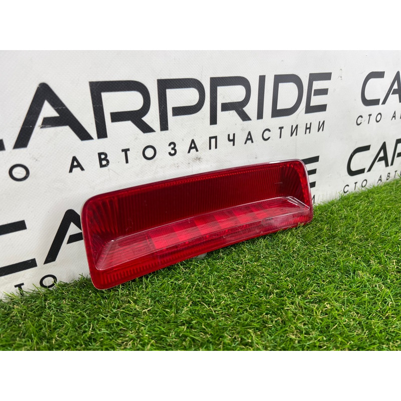 Повторитель стоп сигнала (оптика) Ford Explorer MK5 2012 BB5Z13A613A