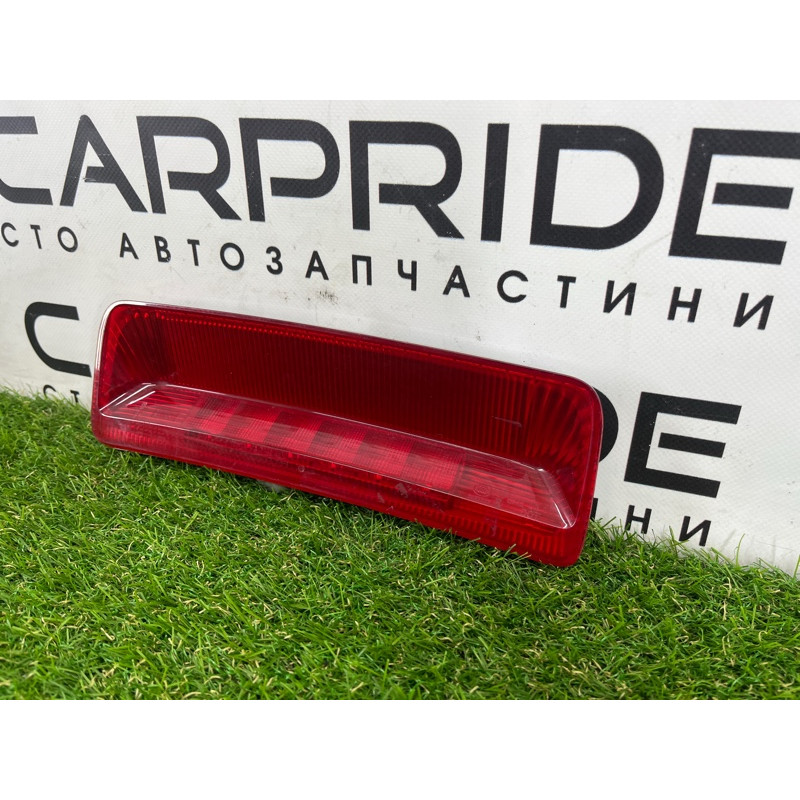 Повторитель стоп сигнала (оптика) Ford Explorer MK5 2012 BB5Z13A613A