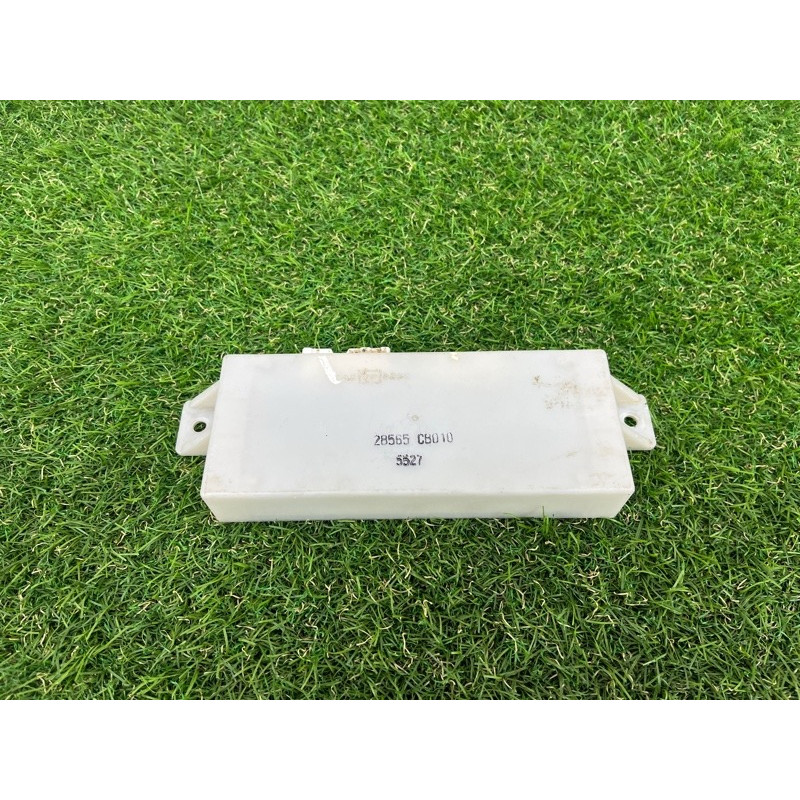 Блок управления сиденьем (электрика / блок управления) Nissan Murano Z50 28565cb010