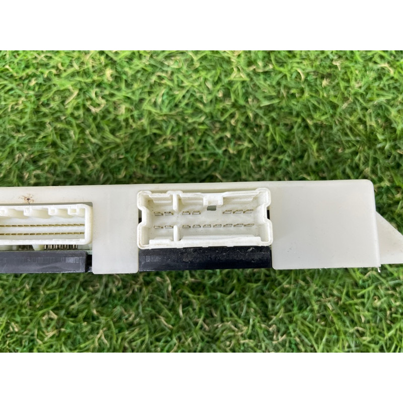 Блок управления сиденьем (электрика / блок управления) Nissan Murano Z50 28565cb010