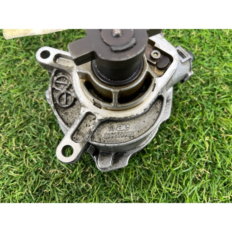 Вакуумный насос (тормозная система) Volkswagen Passat B7 2013 2.5 07k145100c