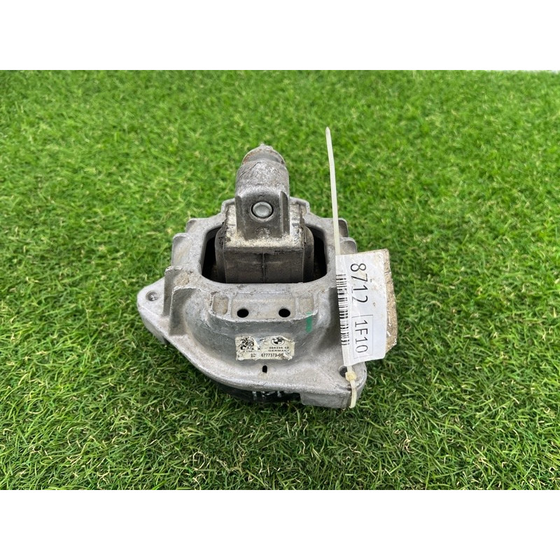 Подушка двигателя (двигатель и элементы) BMW 5-series F10 2013 N63B44 22116777373