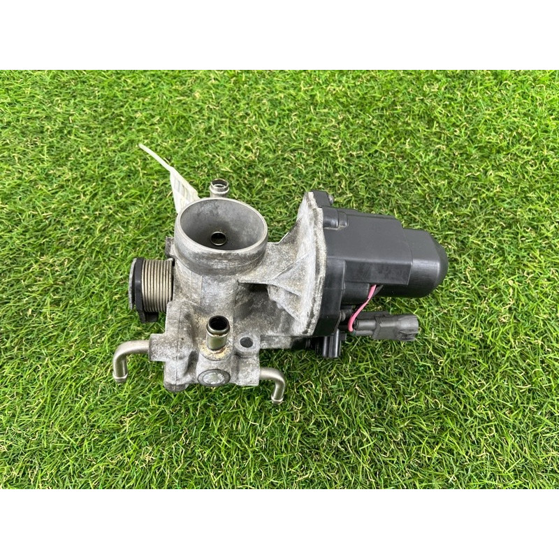 Дросельна заслонка (електрика двигуна) Toyota Prius NHW20 1.5 22030-21020