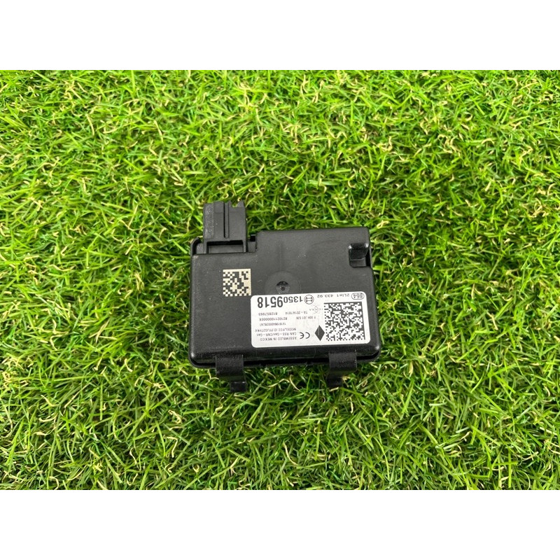 Блок бесключевого доступа (электрика / блок управления) Cadillac Xt5 1 2016 3.6 13509518