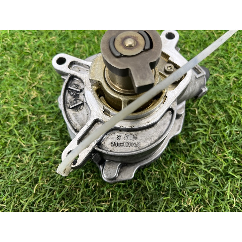 Вакуумный насос (тормозная система) Volkswagen Golf 1K 2.5 07k145100c