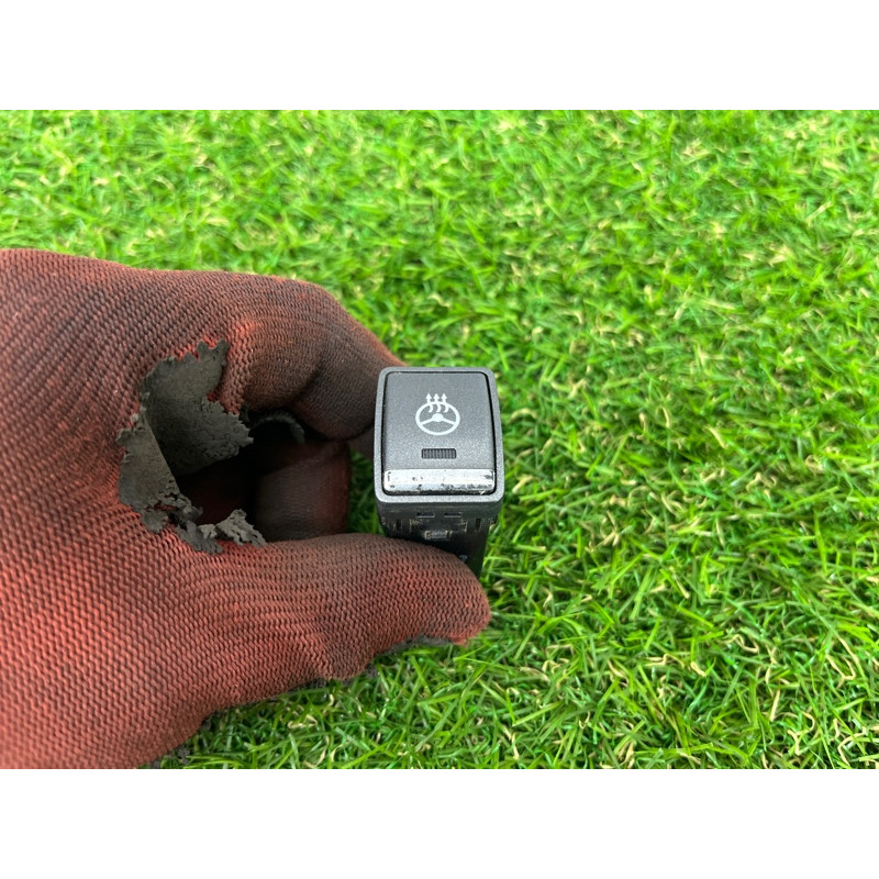 Кнопка подогрева руля (электрика / кнопки) Infiniti QX60 L50 2015 3.5 251933JA0A