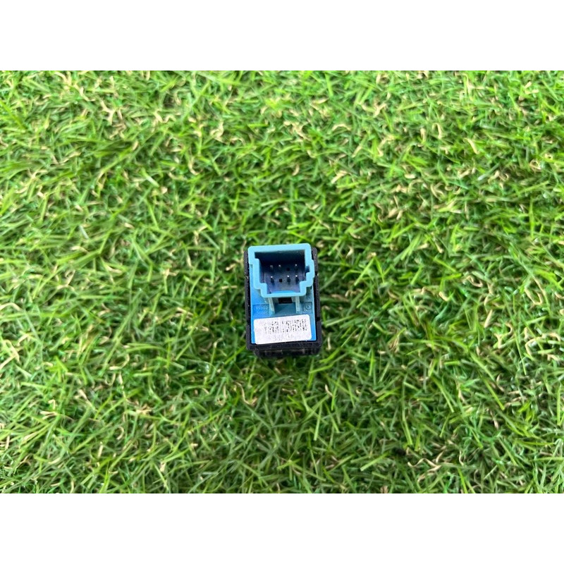 Кнопка подогрева руля (электрика / кнопки) Infiniti QX60 L50 2015 3.5 251933JA0A