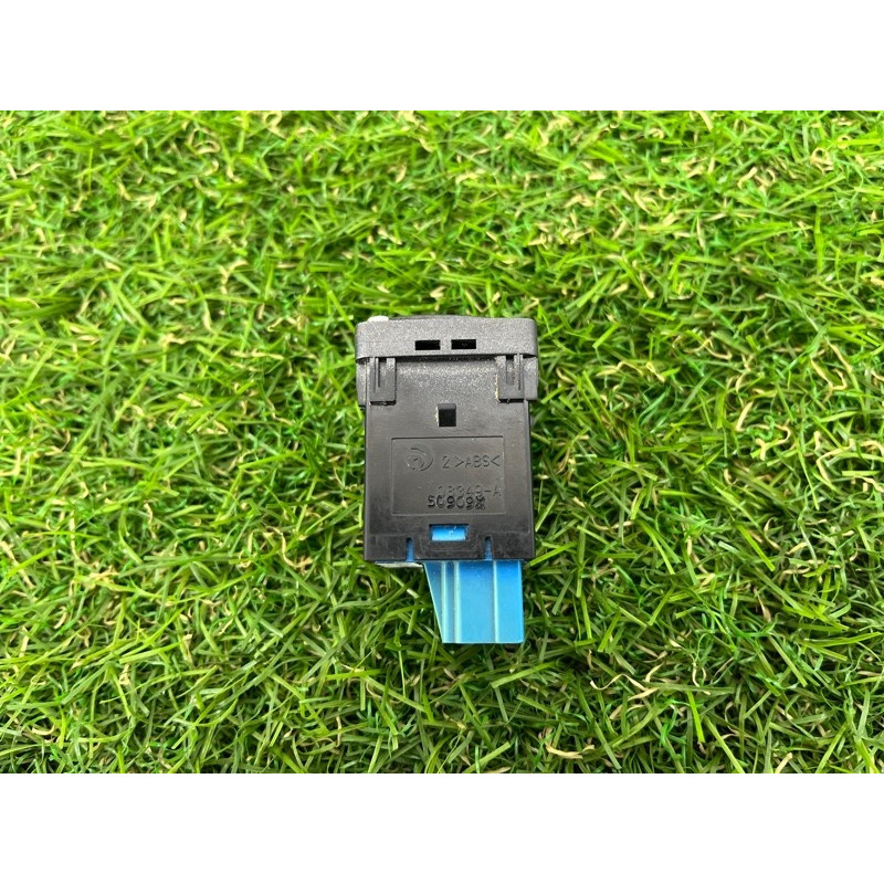 Кнопка подогрева руля (электрика / кнопки) Infiniti QX60 L50 2015 3.5 251933JA0A