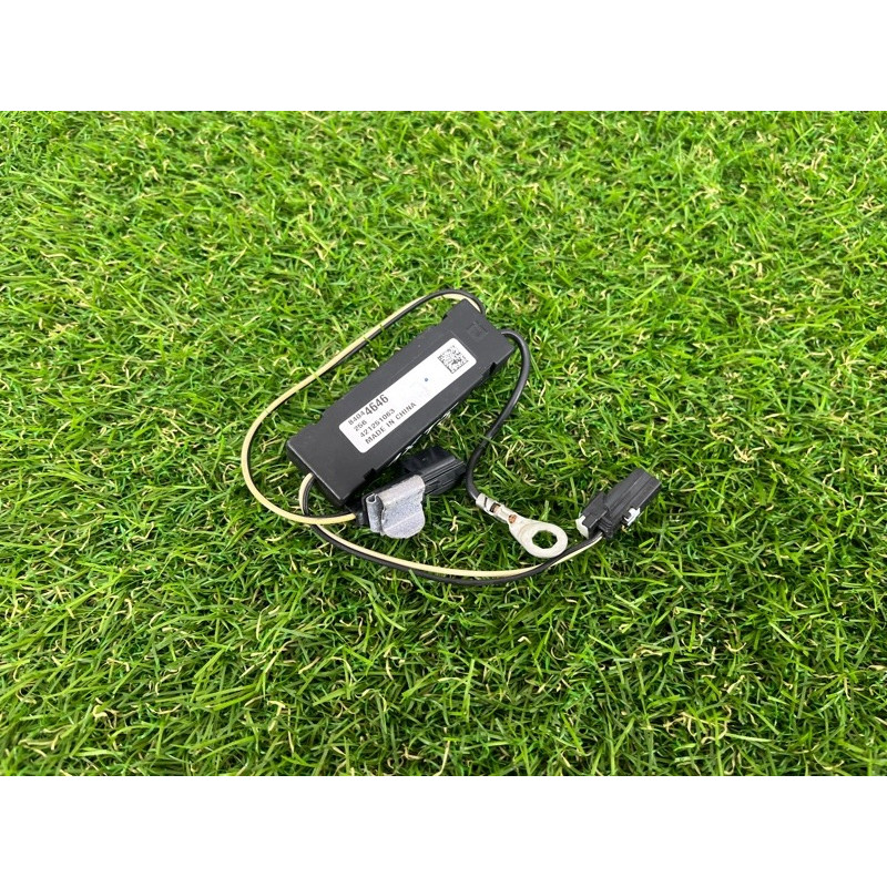 Усилитель антенны (электрика) Cadillac Xt5 1 2016 3.6 84044646