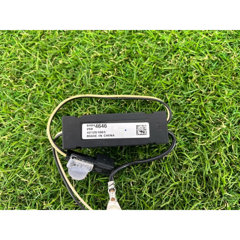 Усилитель антенны (электрика) Cadillac Xt5 1 2016 3.6 84044646