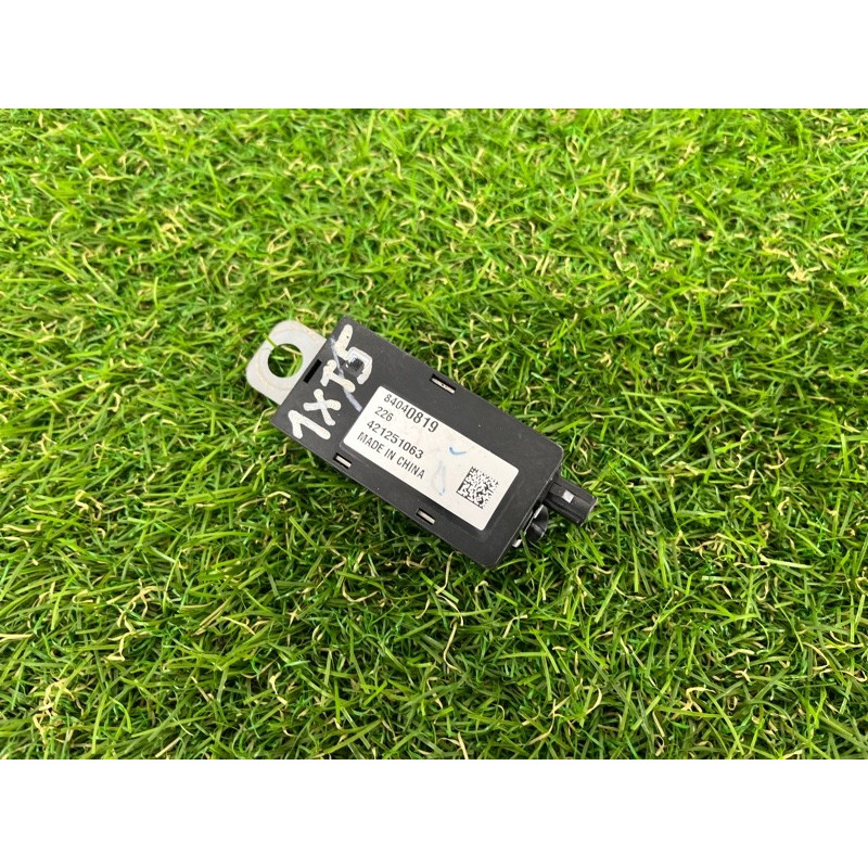 Усилитель антенны (электрика) Cadillac Xt5 1 2016 3.6 421251063