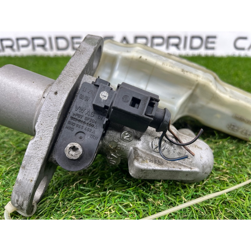 Главный тормозной цилиндр (тормозная система) Volkswagen Passat B6 2008 2.0 BKP 2577wjt8