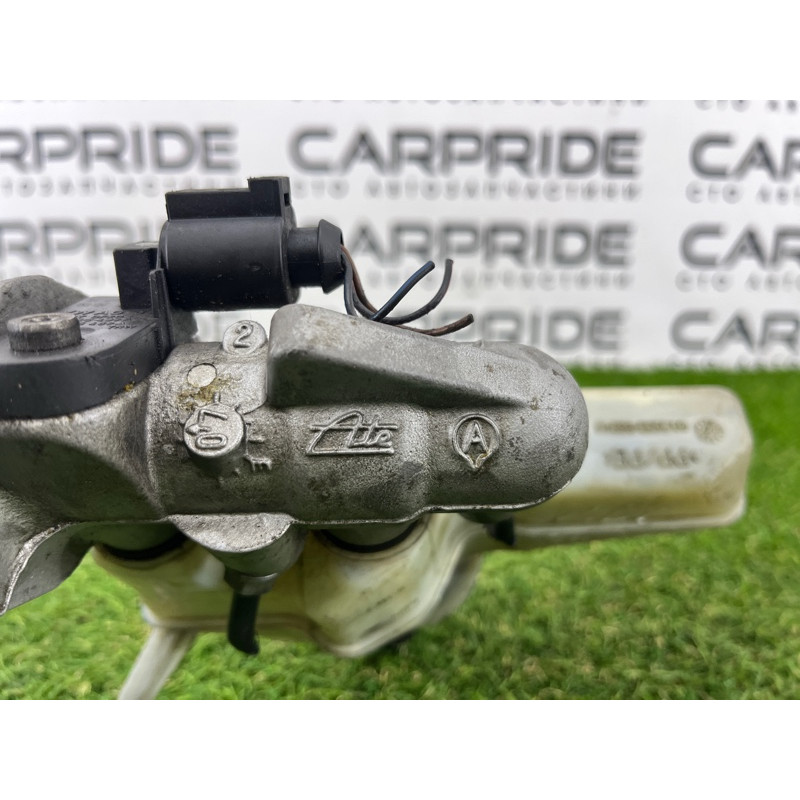 Главный тормозной цилиндр (тормозная система) Volkswagen Passat B6 2008 2.0 BKP 2577wjt8