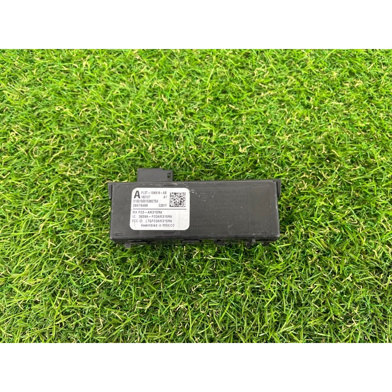 Антенна (электрика) Ford Mustang MK6 fl3t15k619ab