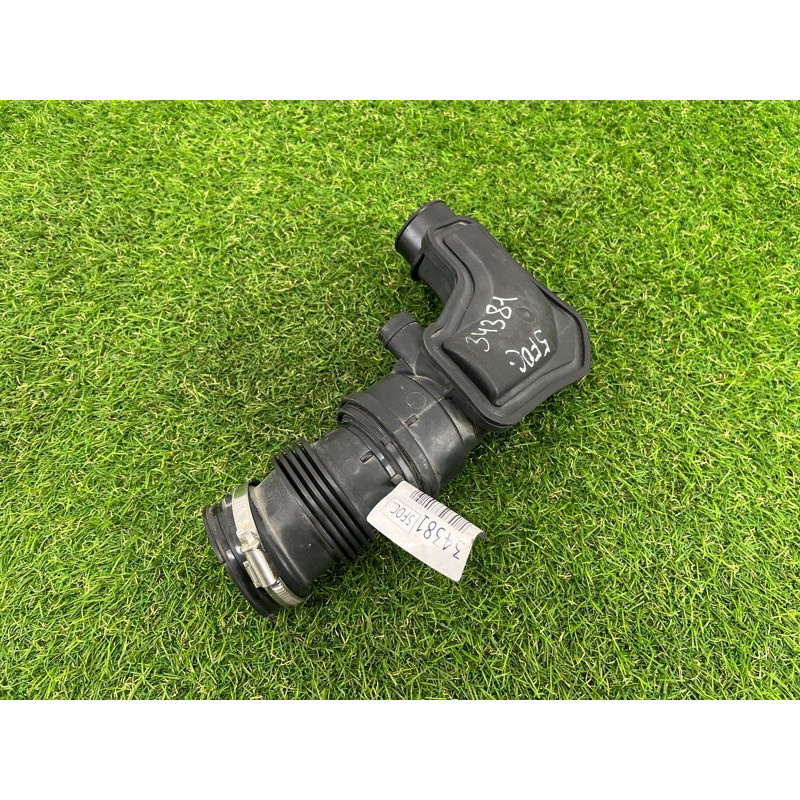 Патрубок воздушного фильтра (впускная система) FORD Focus MK3 2016 1.0 F1FZ9F788B