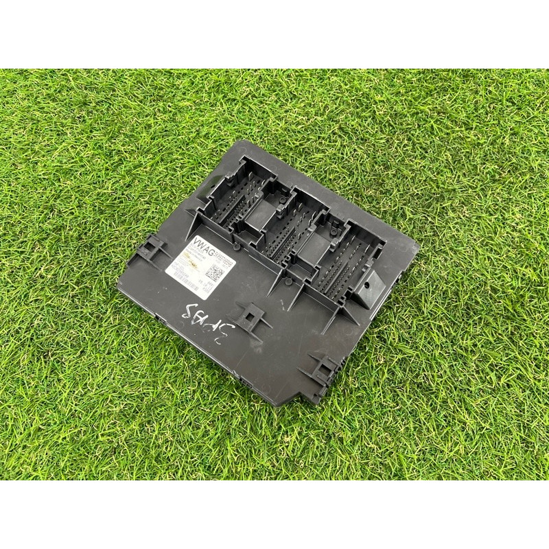 Блок комфорта (электрика / блок управления) Volkswagen Passat B7 2014 1.8 5k0937085ab