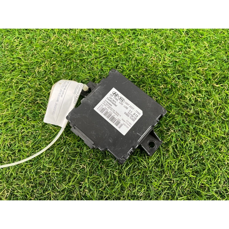 Блок управления давления в шинах (электрика / блок управления) KIA Sorento UM 2013 2.4 958001u000