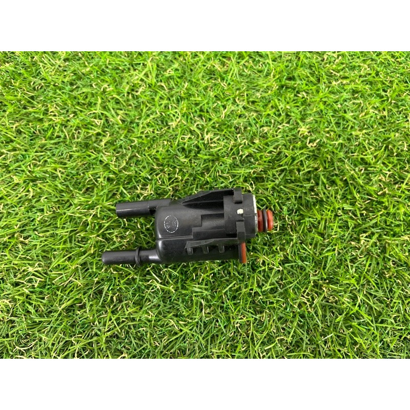 Клапан вентиляции (кузов и элементы) Cadillac Xt5 1 2016 3.6 12630282