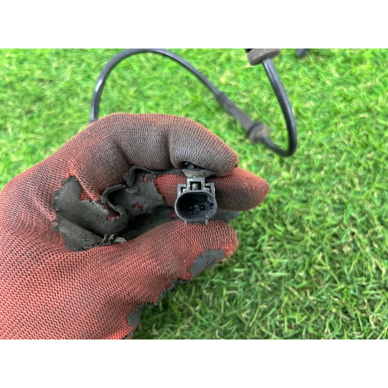 Датчик ABS (электрика / датчики) Nissan Armada TA60 f00c1g0001