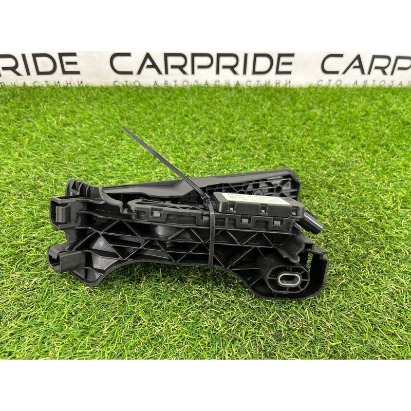 Педаль газа (электрика двигателя) Volkswagen Passat B7 2013 2.5 1k1723503AF