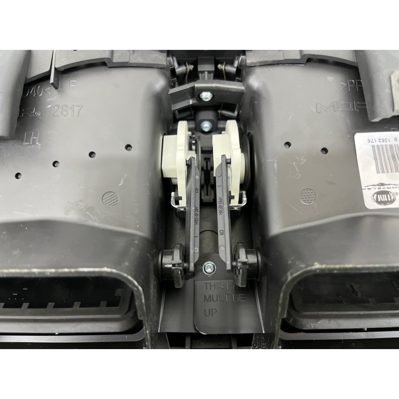 Воздуховод центральный (салон) Jeep Renegade BU 2020 2.4 6TG63LXHAA