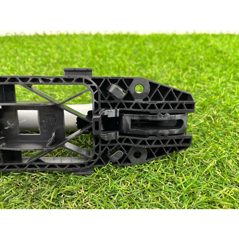 Ручка двери внешняя (кузов и элементы) Volkswagen Passat B7 2013 2.5