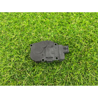 Привод заслонки отопителя