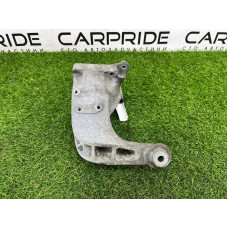 Кронштейн подушки двигателя