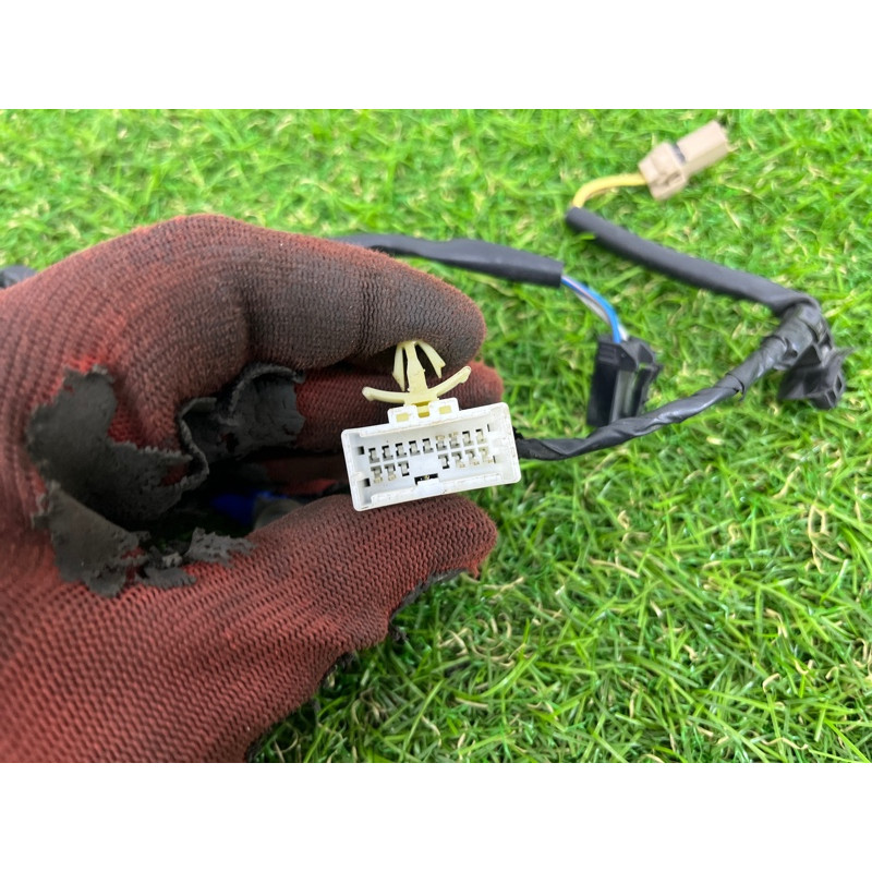 Проводка дверная (электрика) KIA Sorento UM 2013 2.4 916001U540