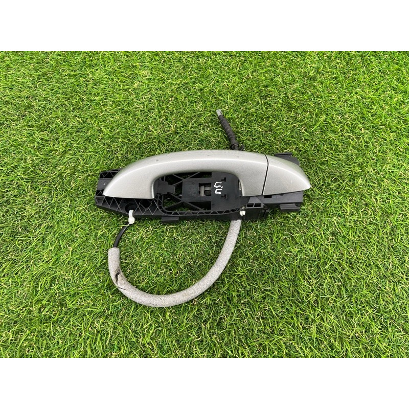 Ручка двери внешняя (кузов и элементы) Volkswagen Passat B7 2013 2.5 5n0857885h