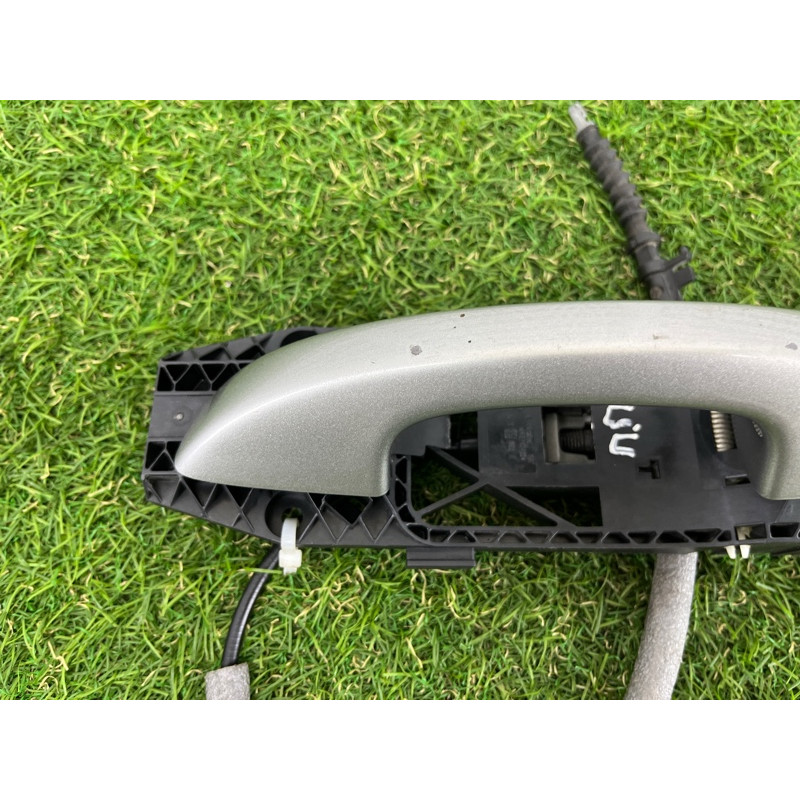 Ручка двери внешняя (кузов и элементы) Volkswagen Passat B7 2013 2.5 5n0857885h